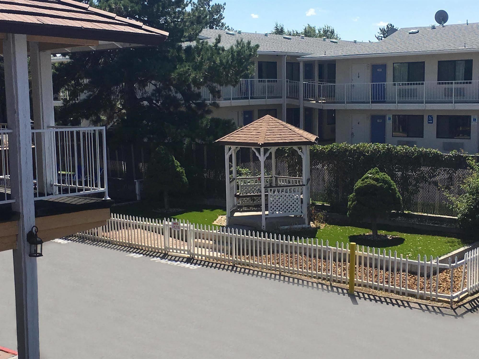 Americas Best Value Inn - Carson City Dış mekan fotoğraf