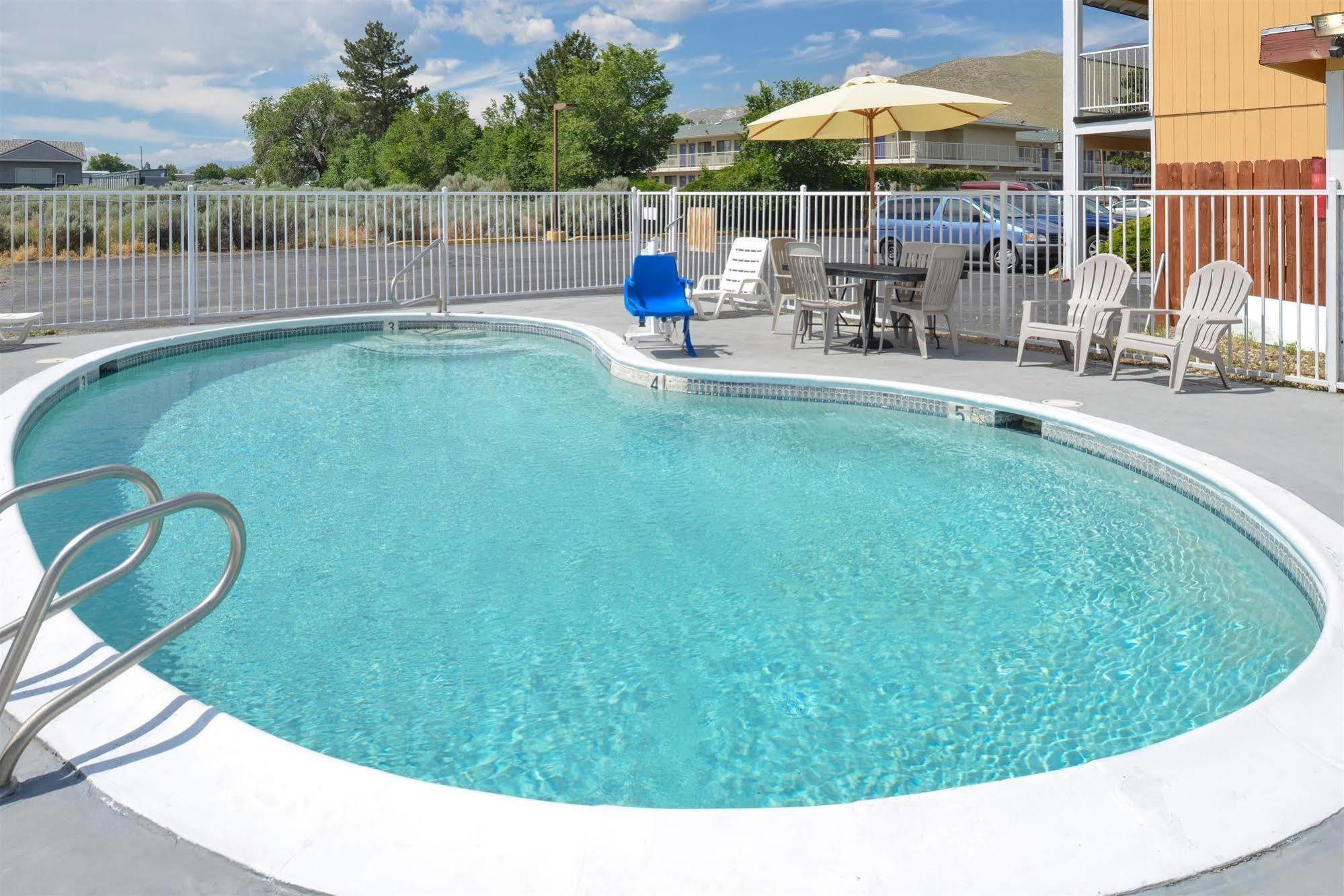 Americas Best Value Inn - Carson City Dış mekan fotoğraf