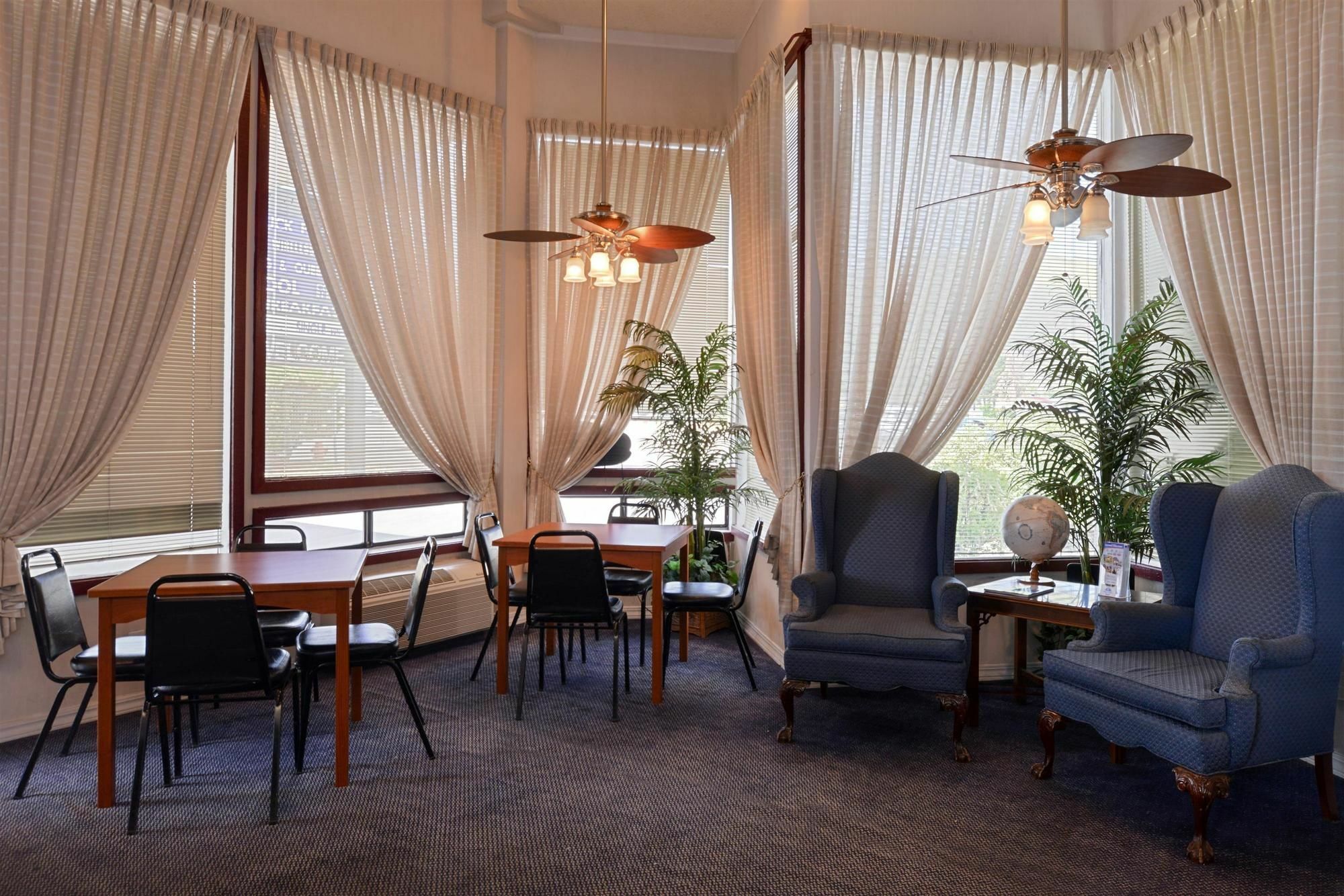 Americas Best Value Inn - Carson City Dış mekan fotoğraf